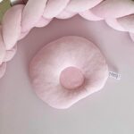 Βρεφικό Ανατομικό Βελούδινο Μαξιλάρι Ύπνου – Pink