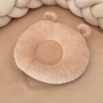 Βρεφικό Ανατομικό Βελούδινο Μαξιλάρι Ύπνου – Beige ears